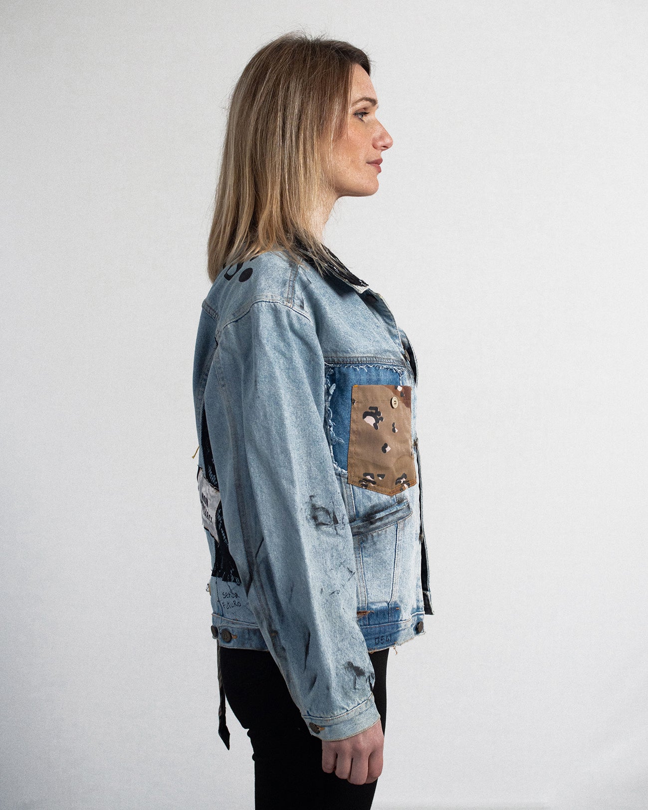 Giacca "Senza Futuro"