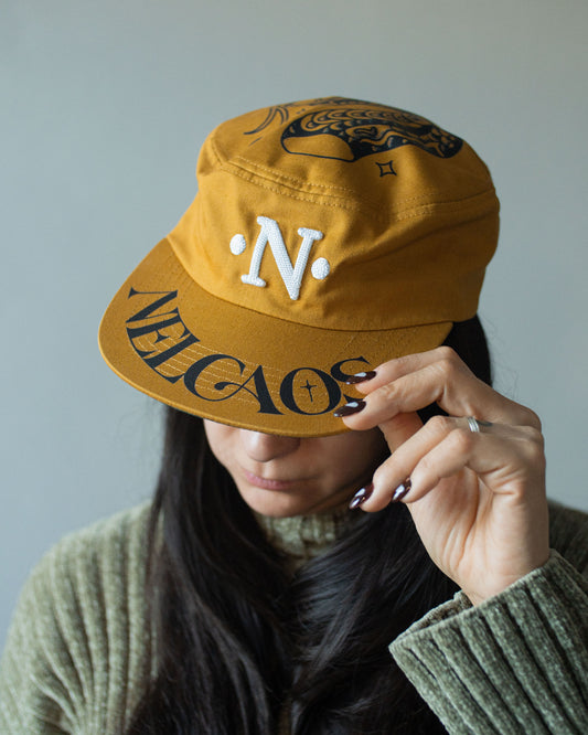 Cap "Altra Epoca" Serpe Ambra