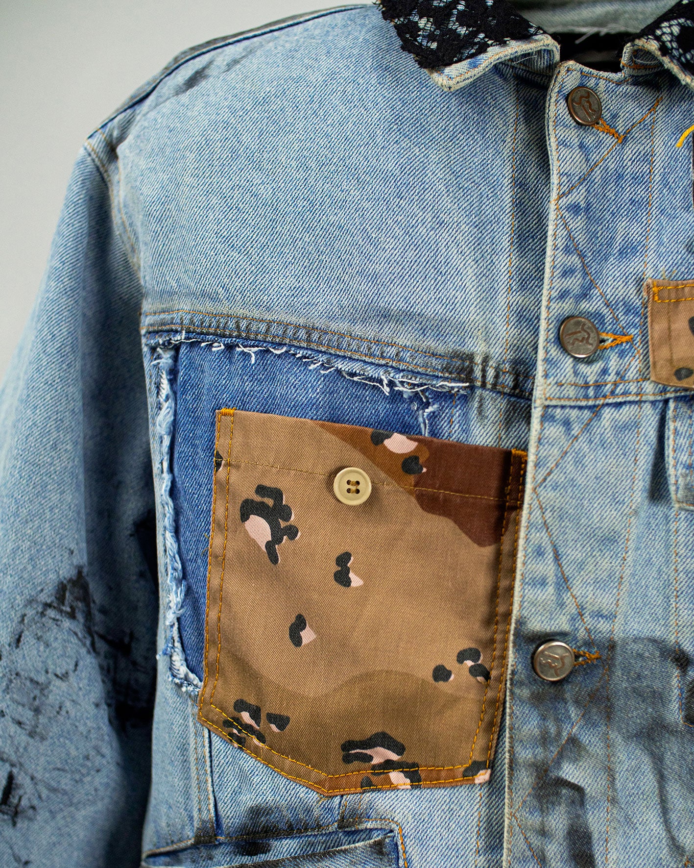 Giacca "Senza Futuro"